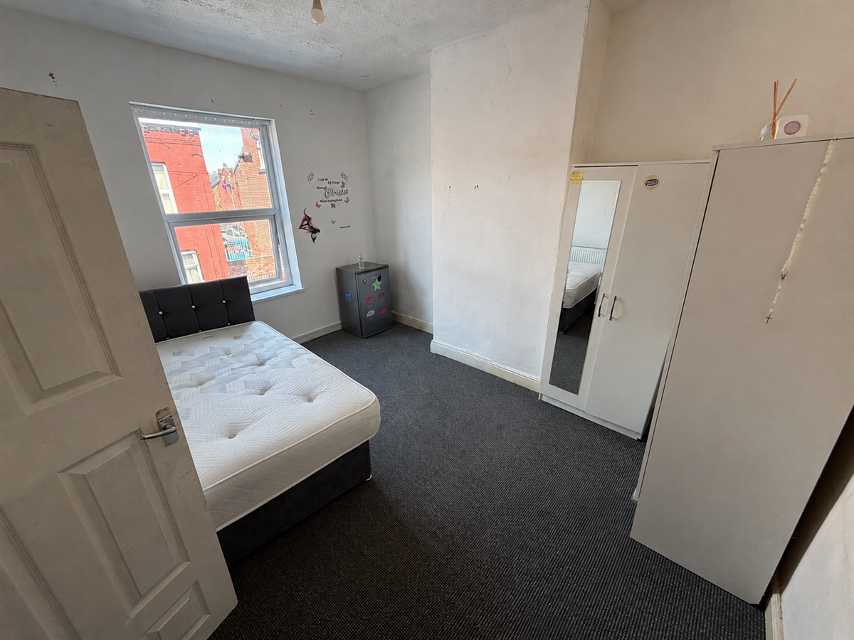Photo of Brompton Row, Leeds