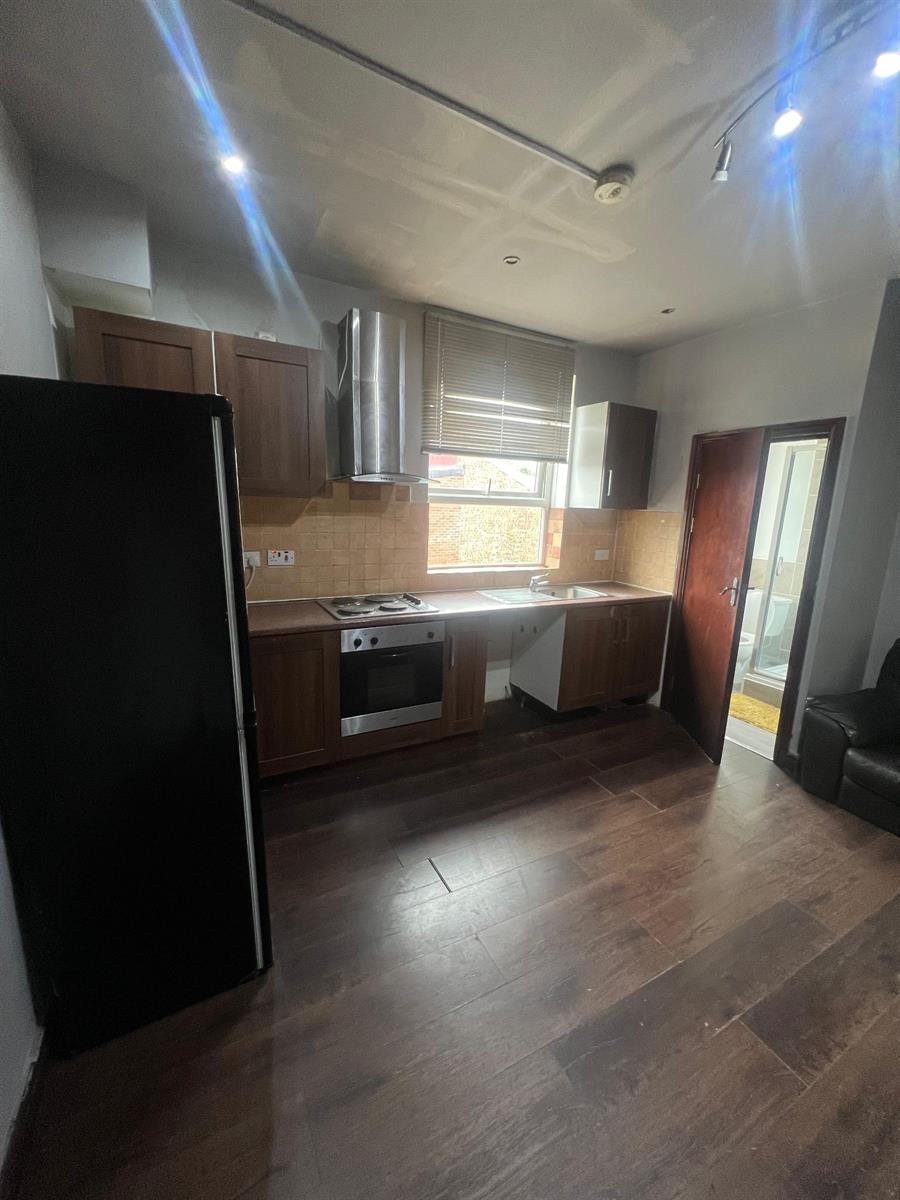 Photo of 243 Dewsbury Road, Flat 2