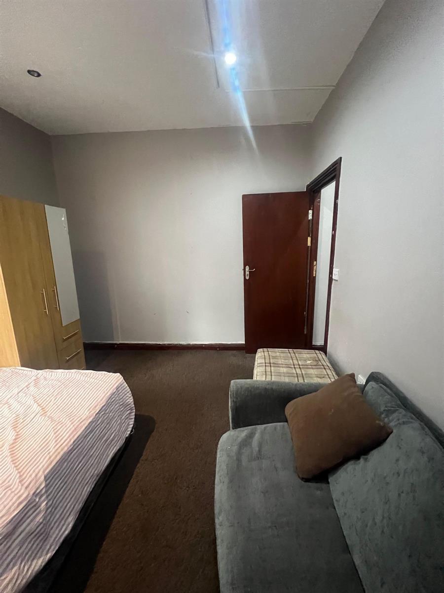 Photo of 243 Dewsbury Road, Flat 2