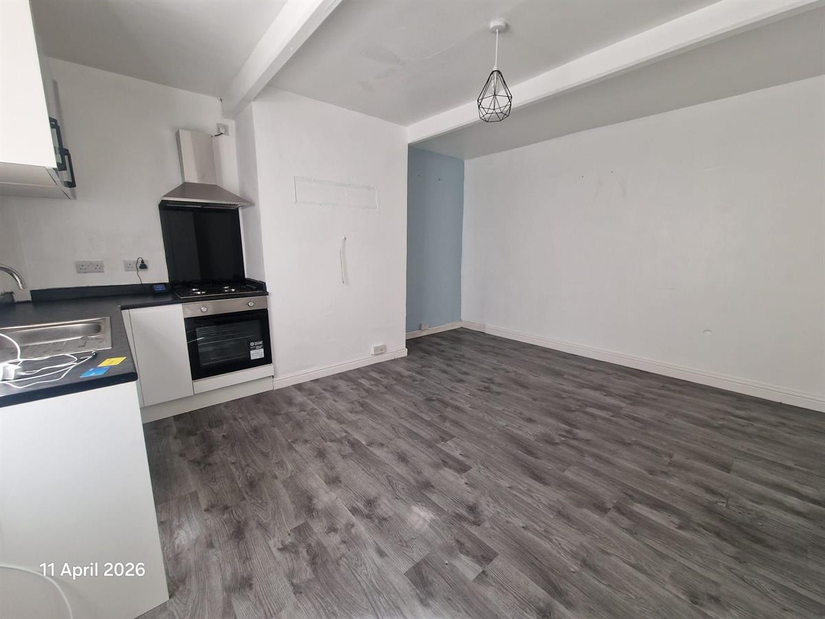 Photo of Manns Buildings, Batley