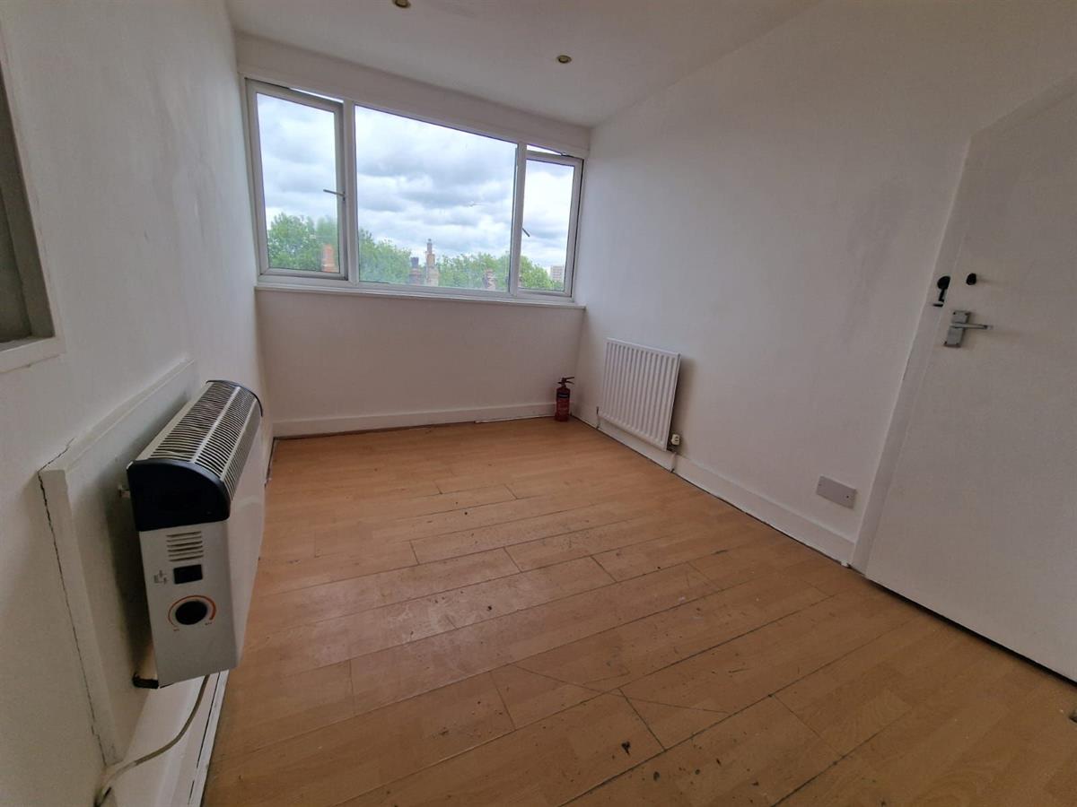 Photo of Whingate, Leeds