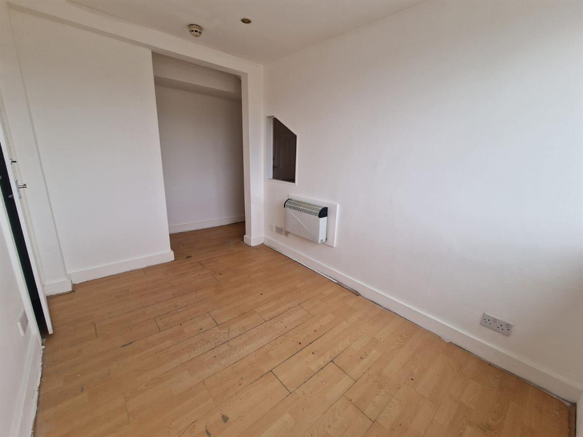 Photo of Whingate, Leeds