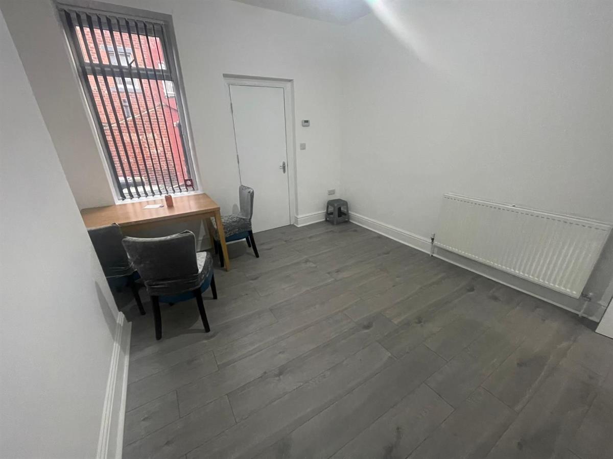 Photo of Elford Place East, Leeds