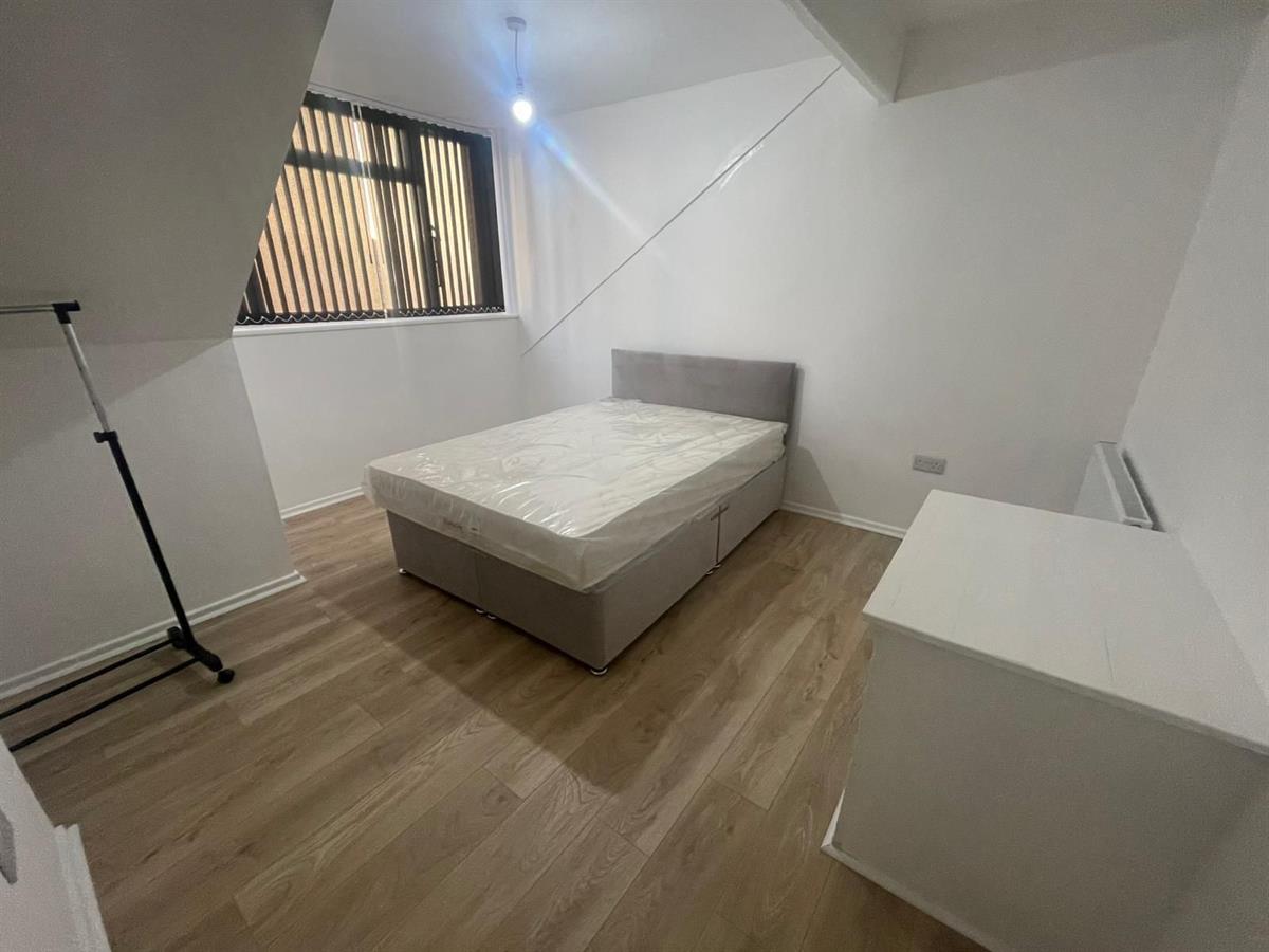 Photo of Elford Place East, Leeds