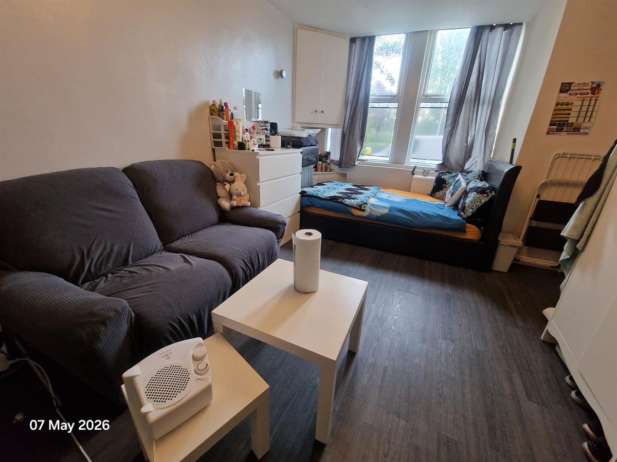 Photo of Studio, 358 Dewsbury Road