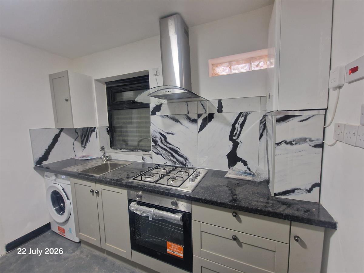 Photo of Flat 2,  Stanningley Road, Leeds